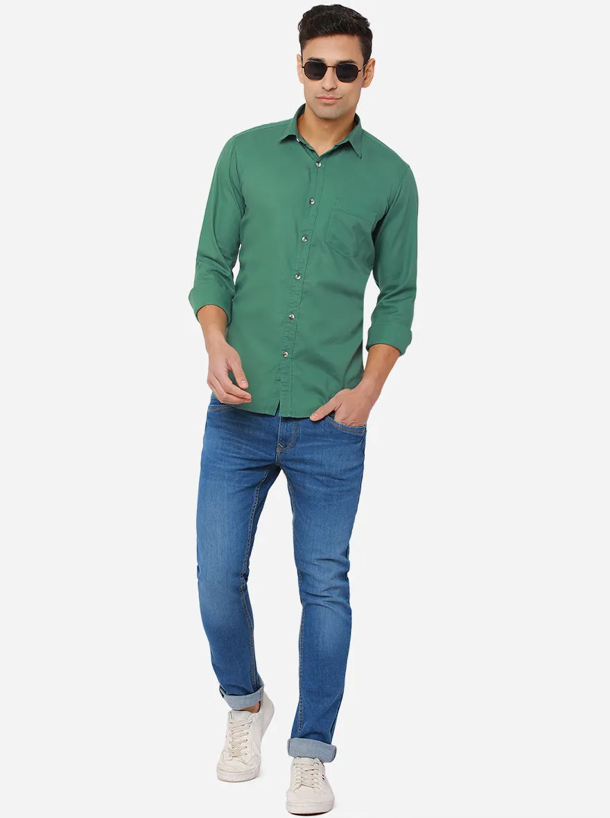 Bottle Green Solid Slim Fit Semi Casual Shirt | JadeBlue