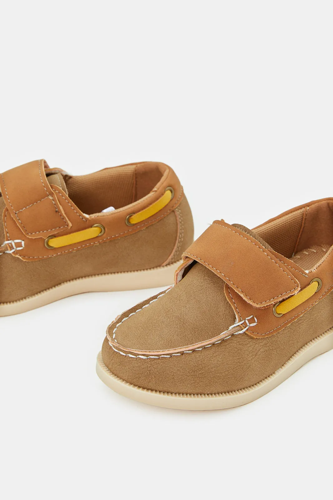 Boys Brown Material Block Loafers