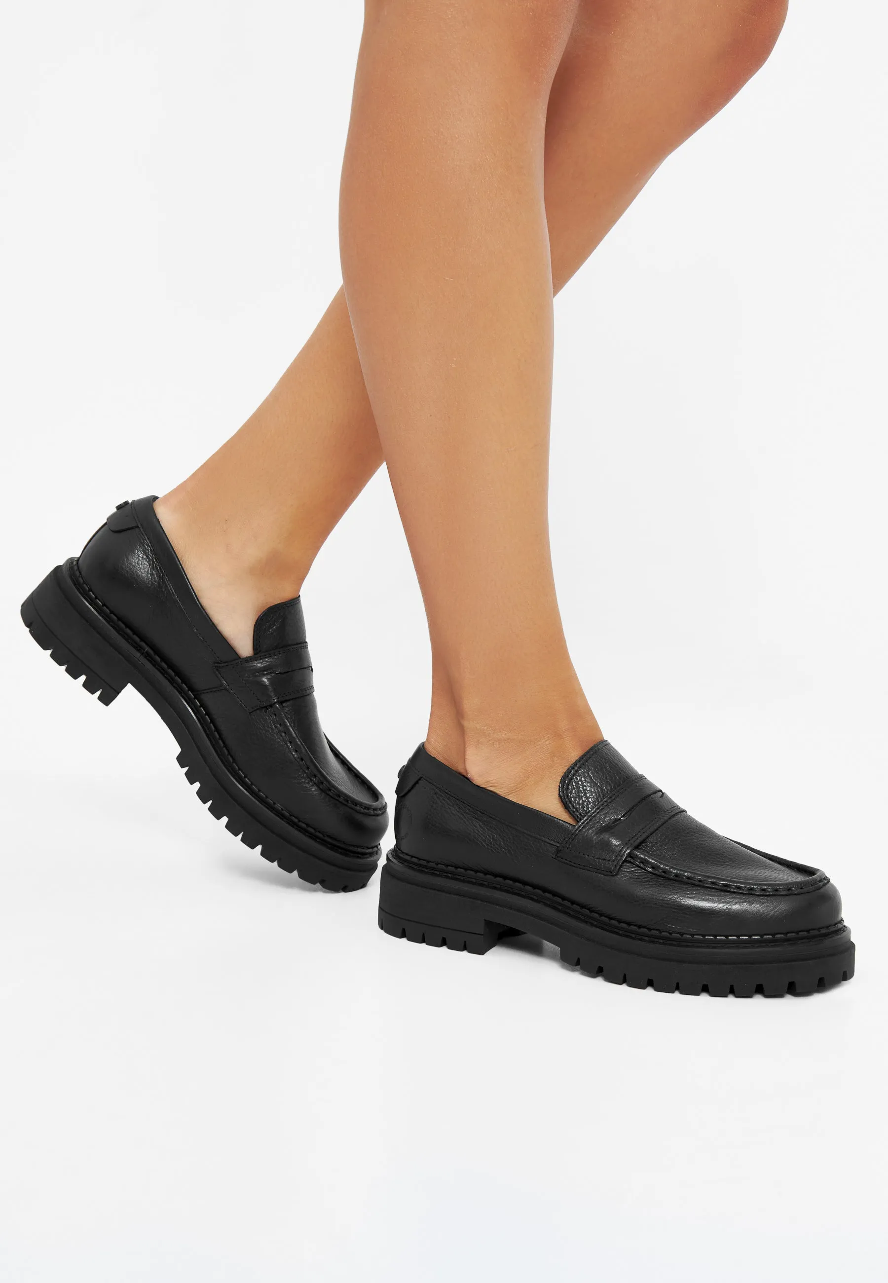 Cashannah Black Leather Loafers