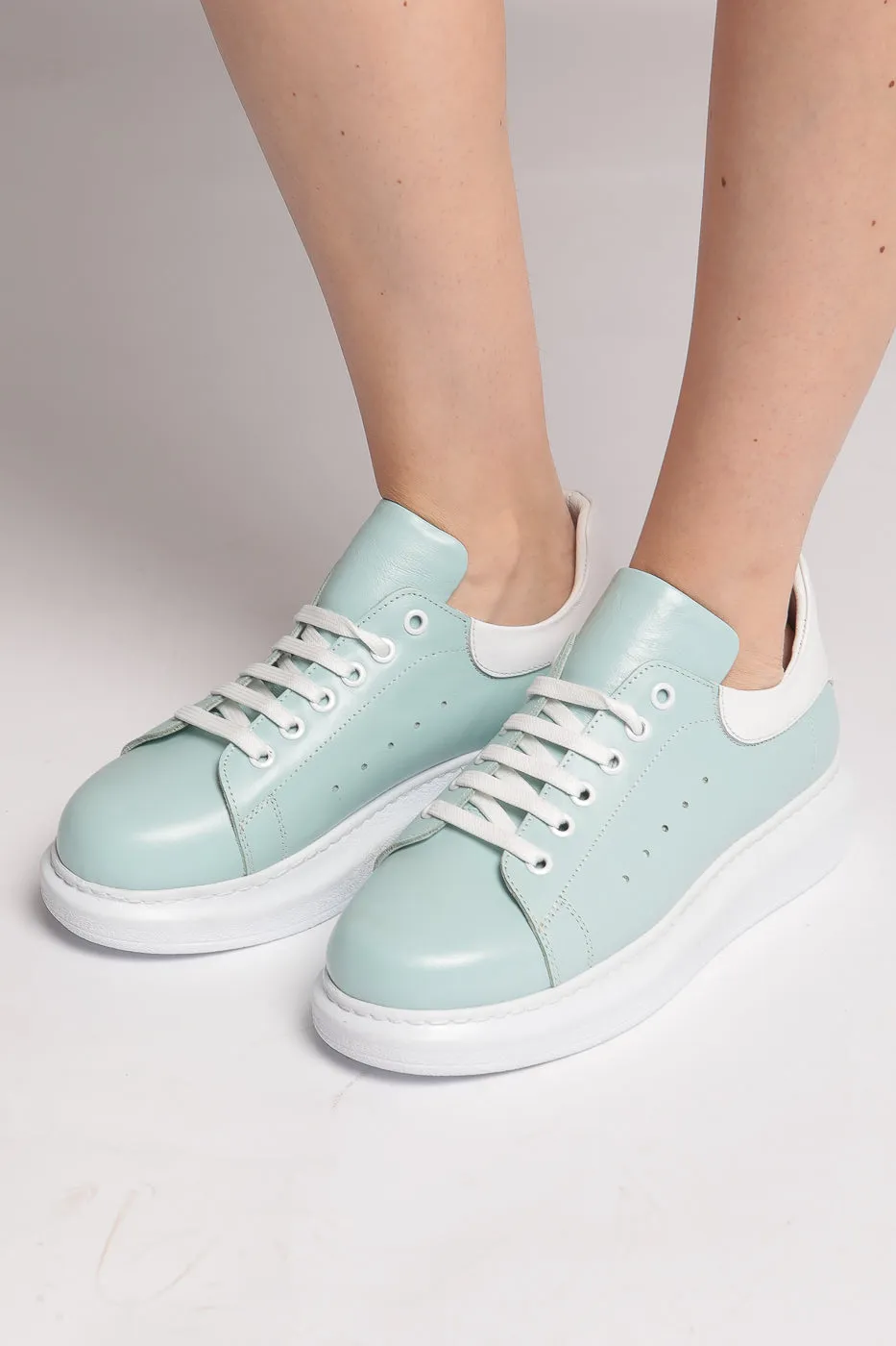 Minimalist Lace-Up Sneakers - Light Blue